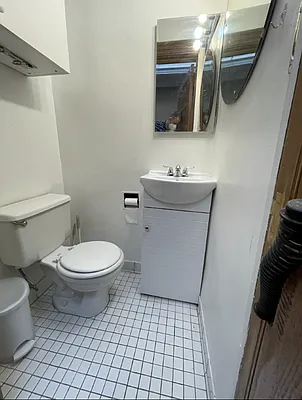 Rented by R New York | media 21