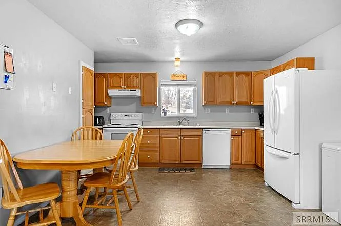 237 S 4 W #239 — Photo 9