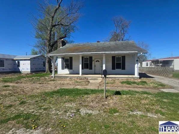 210 N Lessie St, Worthington, IN 47471