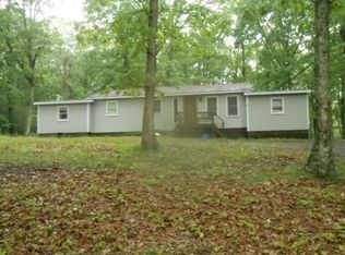 2152 Steele Rd, Bushkill, PA 18324