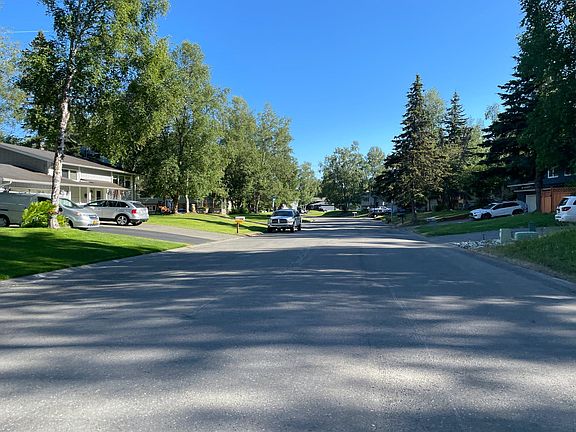 4th image of 2528 Glenkerry Dr