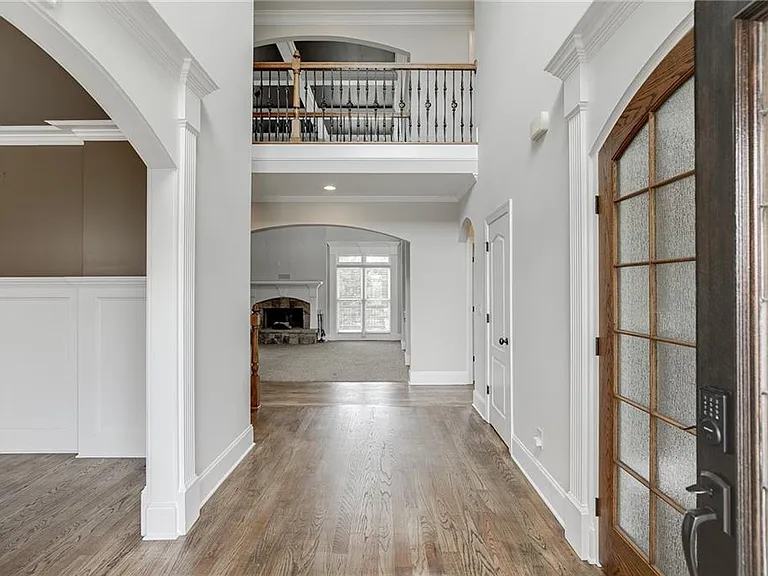 4612 Grandview Pkwy — Photo 2