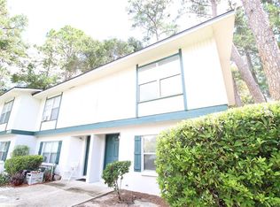 3933 SW 26th Dr APT D, Gainesville, FL 32608