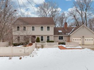 11 Pheasant Way, South Burlington, VT 05403