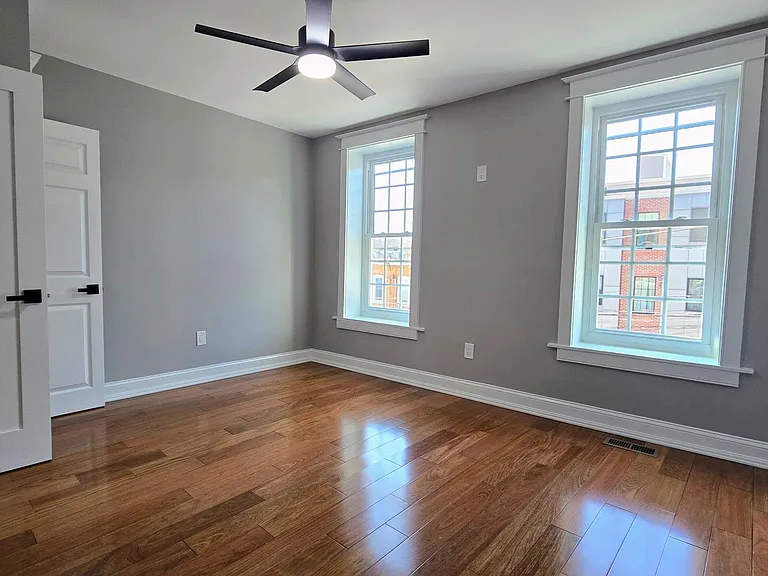 4121 Tower St — Photo 15