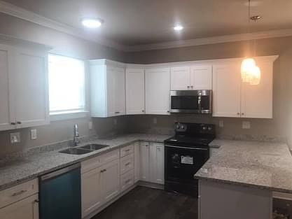 4th image of 4102 Hollygrove St