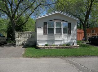 1262 Beaverdale Rd, Maplewood, MN 55119