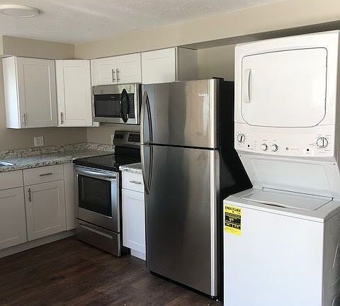 4th image of 2478 S 800 E APT 3