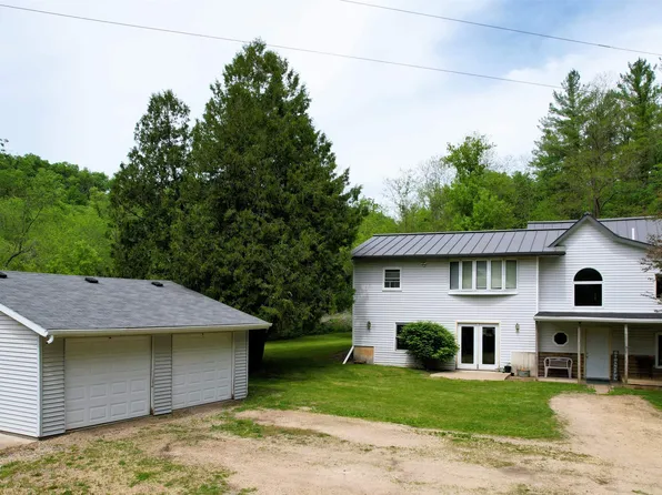 6870 Star Ln, Fennimore, WI 53809