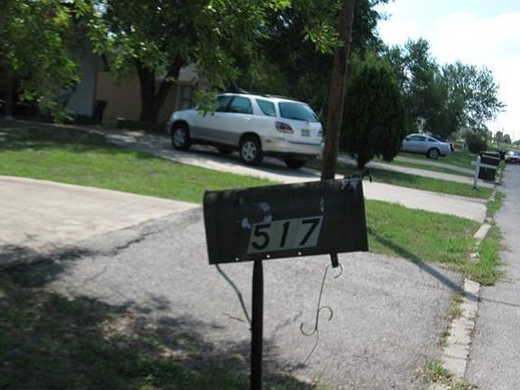 5th image of 517 Parkdale Dr
