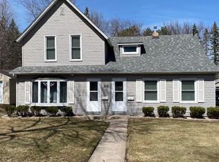 810 N 2nd St, Princeton, MN 55371