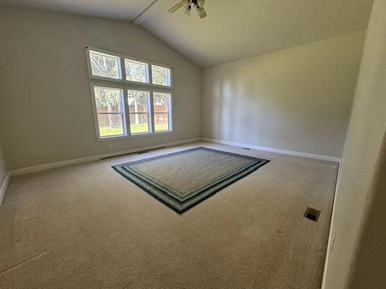 3027 NW Merchant Way — Photo 14