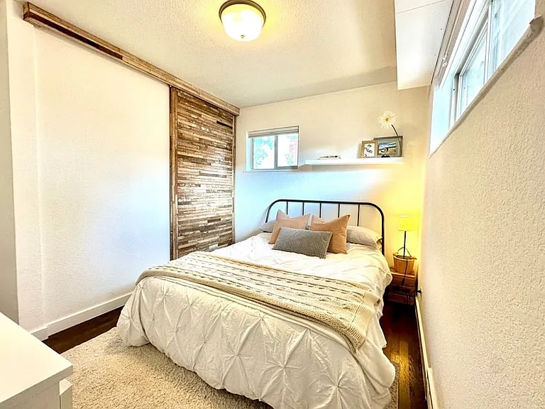 4225 Shoshone St #4225 — Photo 4
