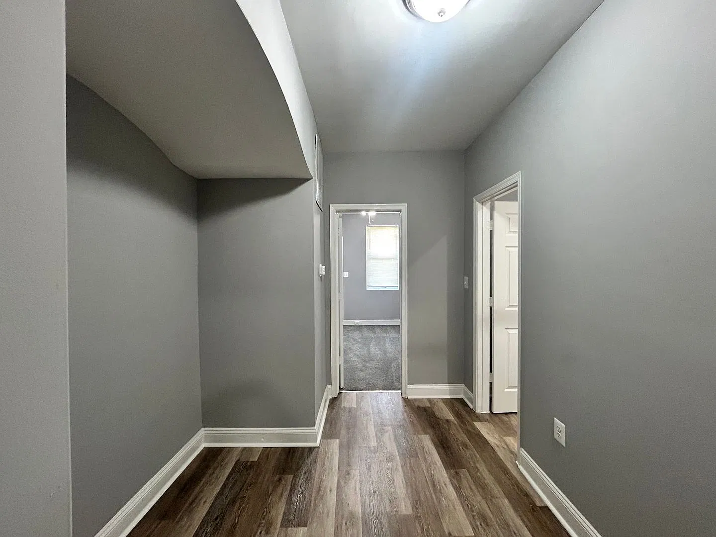 1320 N Kenwood Ave #A — Photo 2