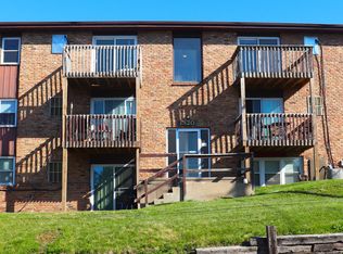 1820 A Ave NE #12, Cedar Rapids, IA 52402