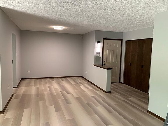 5th image of 1330 Buell Ave #1330
