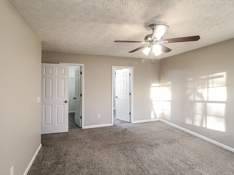 1247 Matt Moore Ct — Photo 11