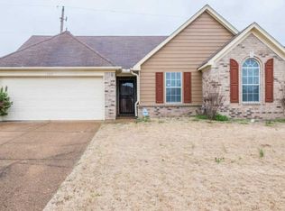 1035 Scofield Dr, Cordova, TN 38018