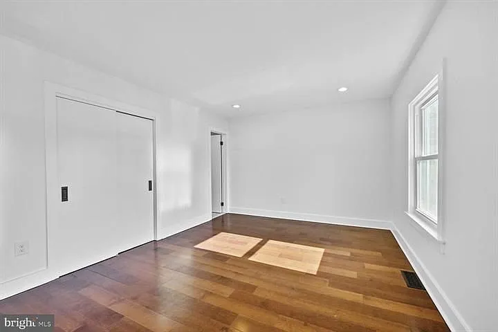 10222 Arizona Cir — Photo 18