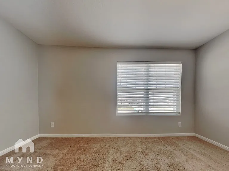 12708 Robert Taft St — Photo 17