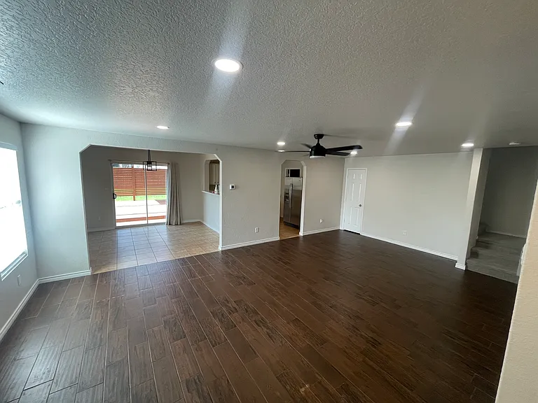 10943 Livewater Trl — Photo 2