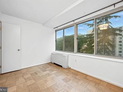 922 24th St NW APT 504, Washington, DC, 20037