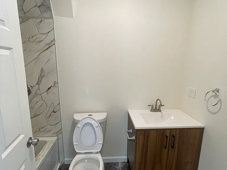 358 Pomeroy Ave #1 — Photo 6
