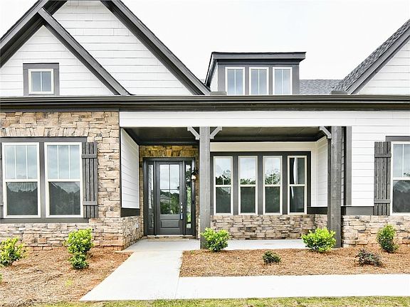 4th image of 115 Oakleigh Manor Dr