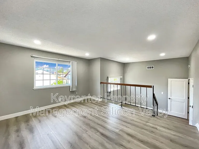 1806 Blackmore Ct — Photo 20
