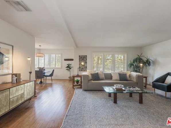 222 7th St Unit 101, Santa Monica, CA 90402