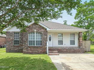 10057 Byrd Ave, Diberville, MS 39540
