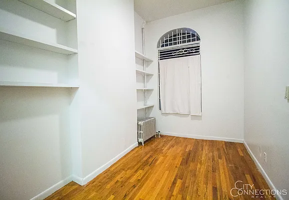 Rented by City Connections Realty | media 29