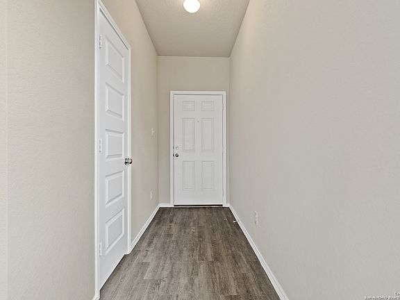 3rd image of 4031 Somers Crest