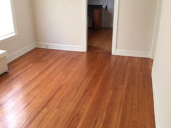 4th image of 5515 N Christiana Ave