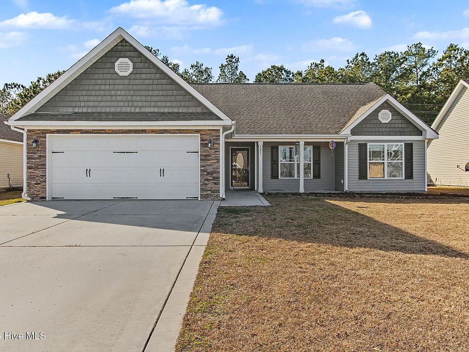 1st image of 321 Hughes Lane
