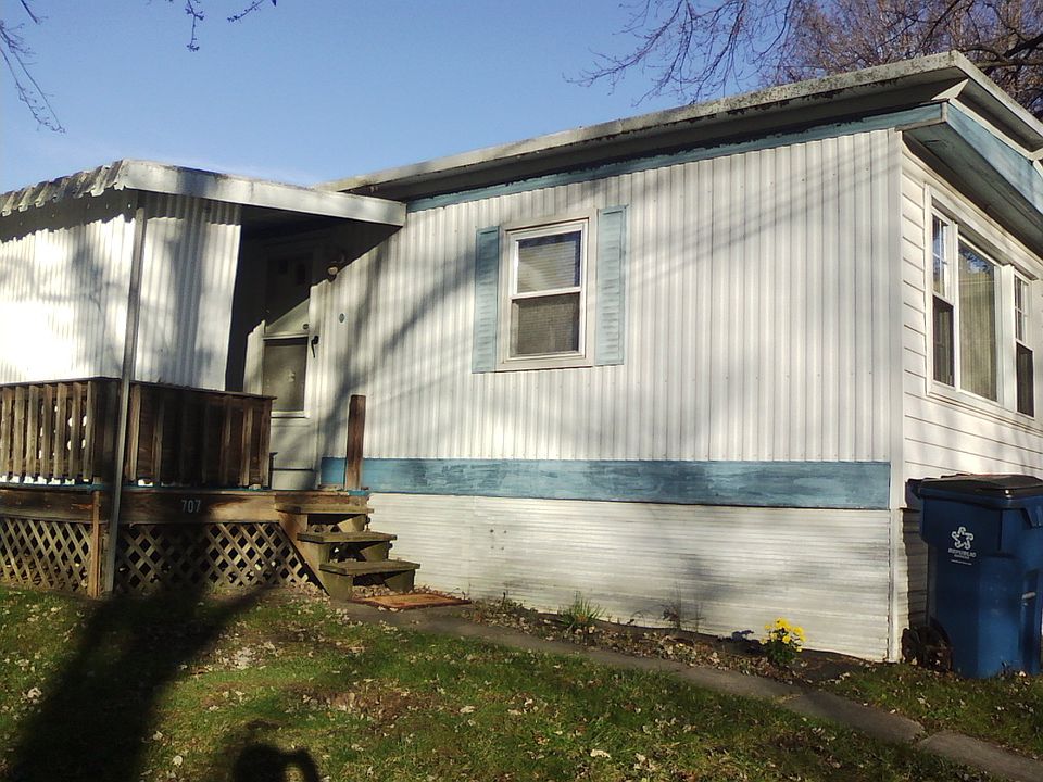 1st image of 707 Academy St