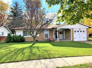 303 E Higgins Rd, Elk Grove Village, IL 60007