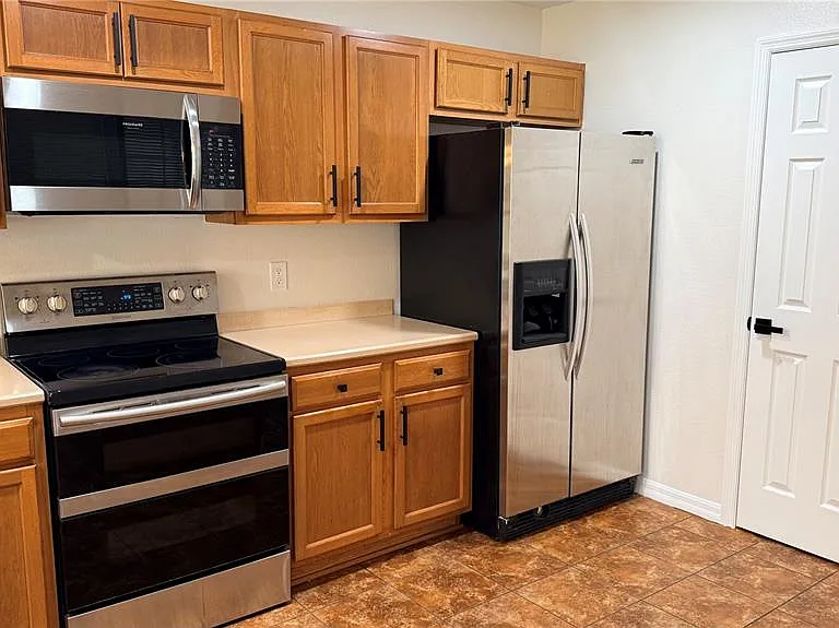 2568 Aventurine St — Photo 4