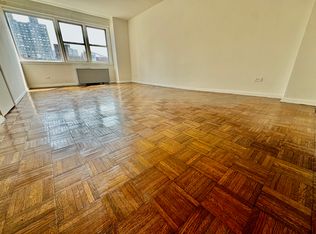 525 E 82nd St #11D, New York, NY 10028