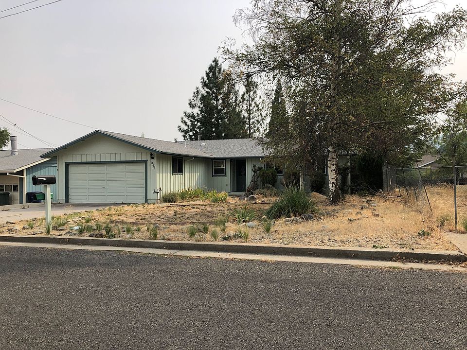919 North St, Yreka, CA 96097 Zillow