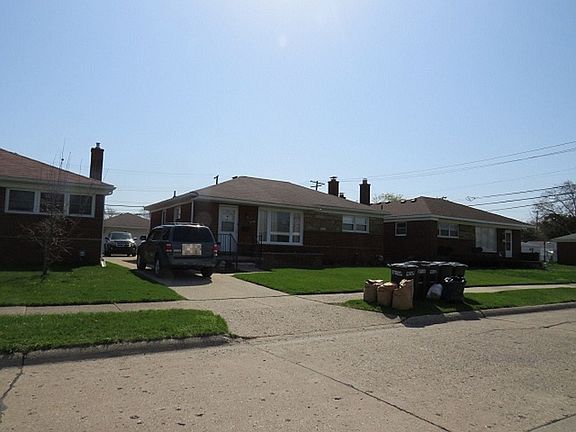 3rd image of 28316 Brush St
