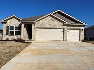 273 Poplar Hollow Dr, Harvest, AL 35749