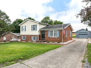 814 Thompson Dr, Lebanon, KY 40033