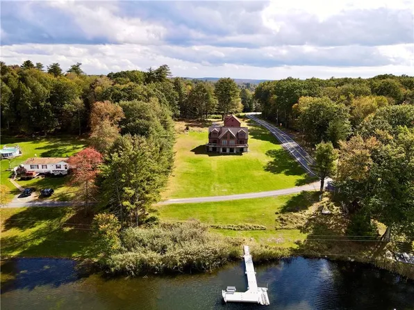 6827 State Route 52, Lake Huntington, NY 12752