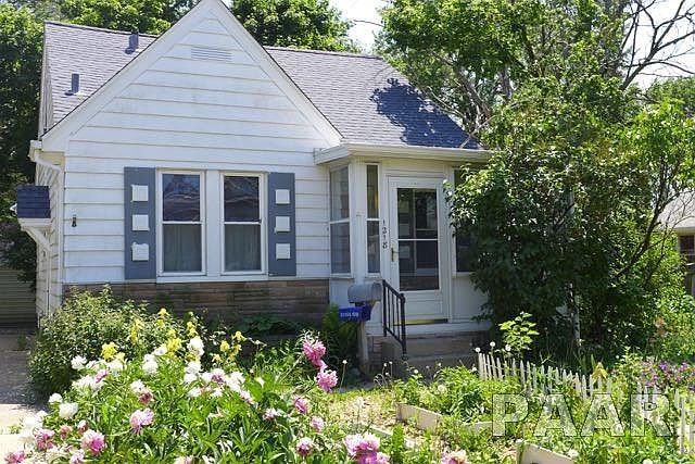 1st image of 1218 E Hines Ave