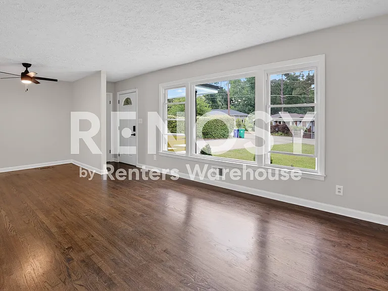 3081 Glendale Ct — Photo 4