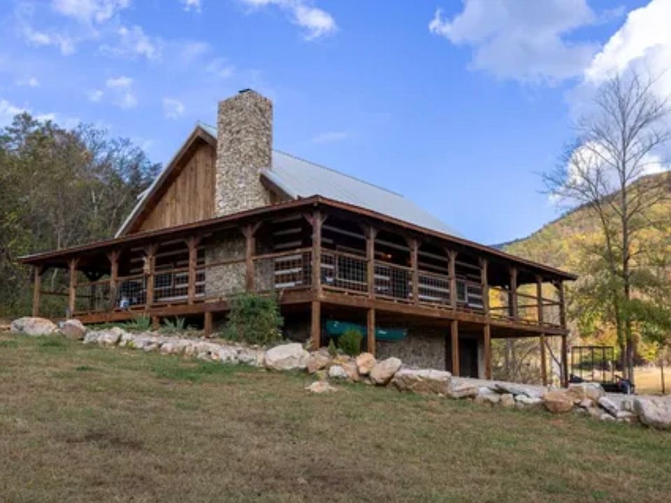 1st image of 821 Tomahawk Dr
