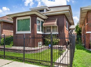 8021 S Blackstone Ave, Chicago, IL