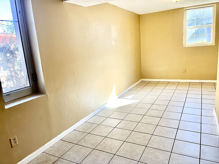 3664 Crosby Dr — Photo 12