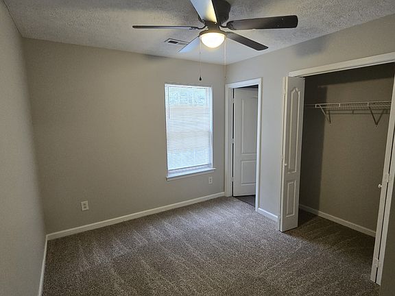 First bedroom with bathroom in suite
